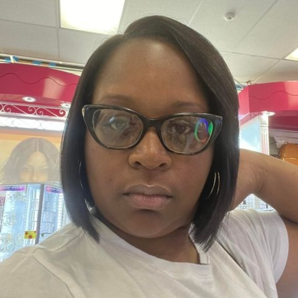 Meet your Posher, Meka